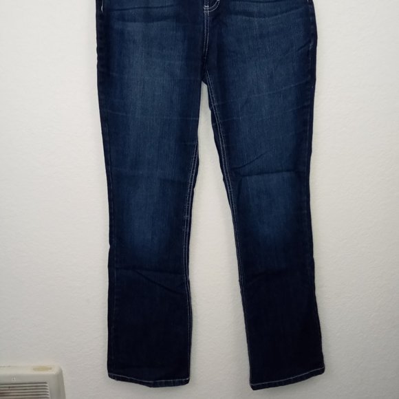 Nine West Dark Wash West End Fit Bootcut Jeans 4 - Picture 3 of 16